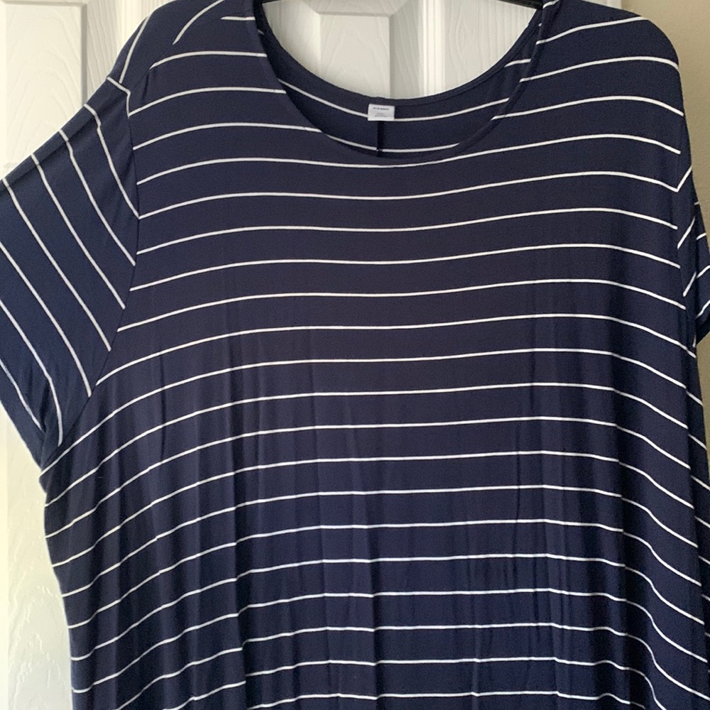Old Navy blue and white striped dress; 3X